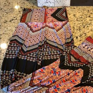 Women’s maxi skirt